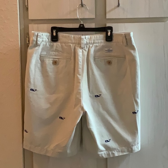Vineyard Vines Club Short- Size 34 - Picture 2 of 9